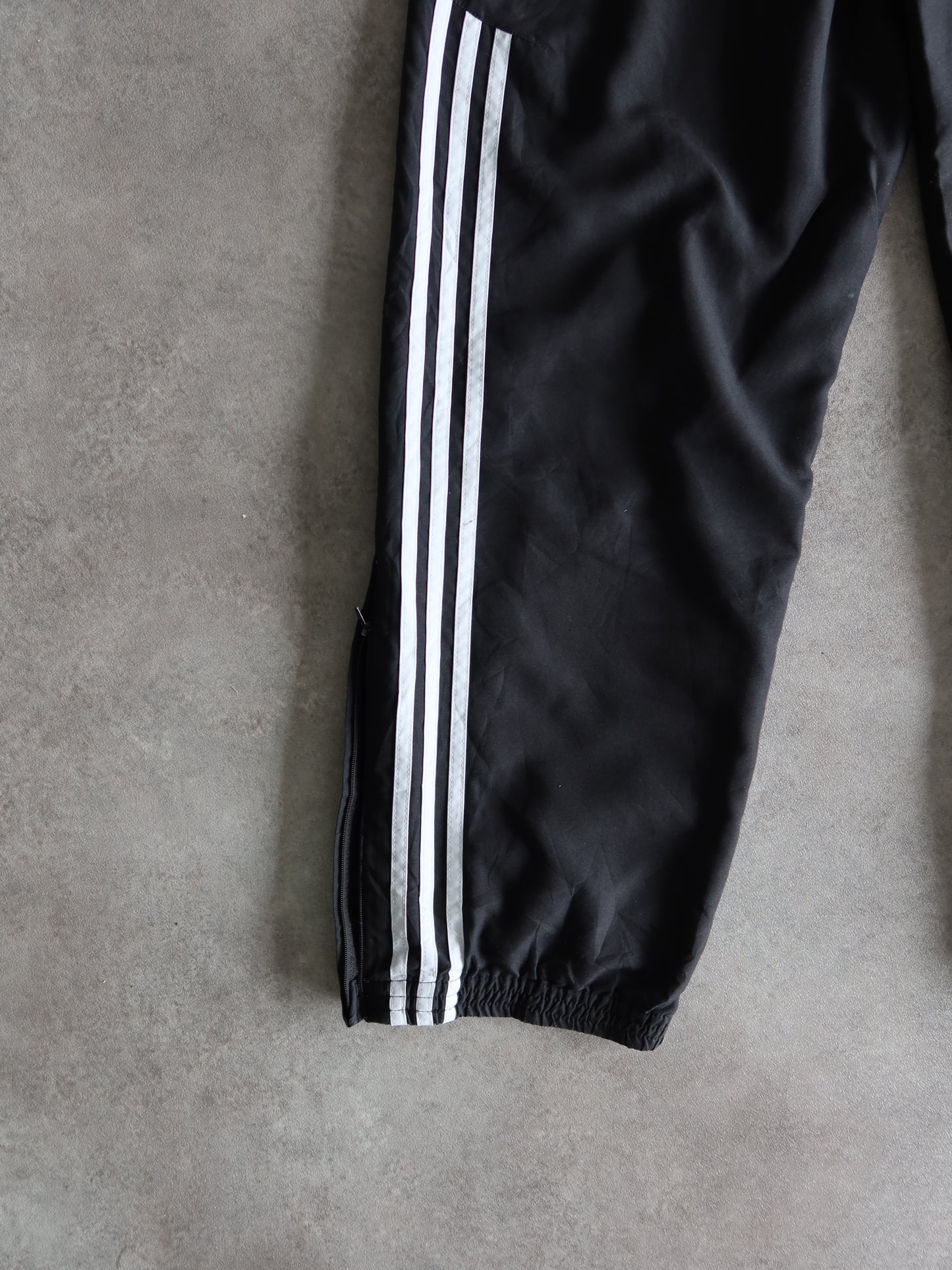 Pantalón Chandal Adidas Track Rojo y Negro Vintage 90s (L)