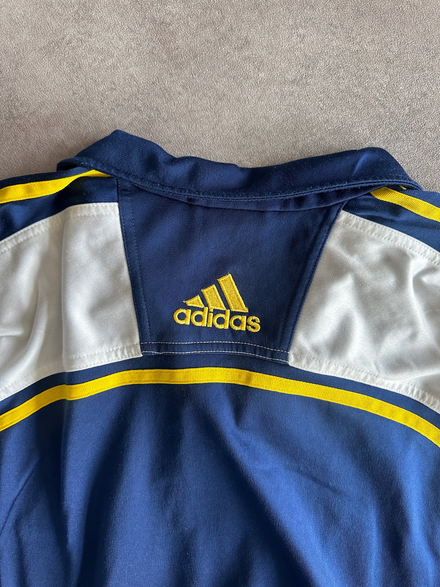 Vintage 90s White Adidas Sweatshirt (SM)