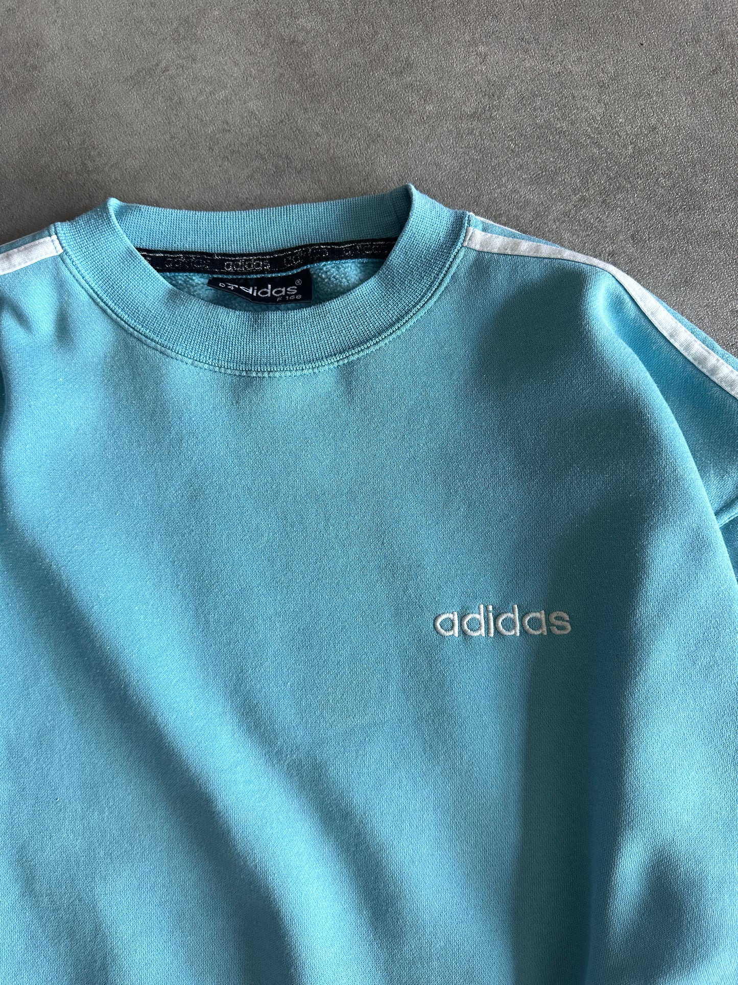 Vintage 90s White Adidas Sweatshirt (SM)