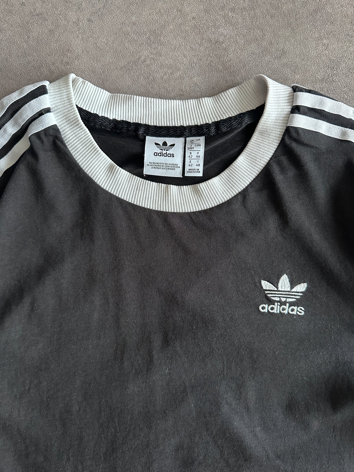 Adidas Kansas 00s T-shirt (M)