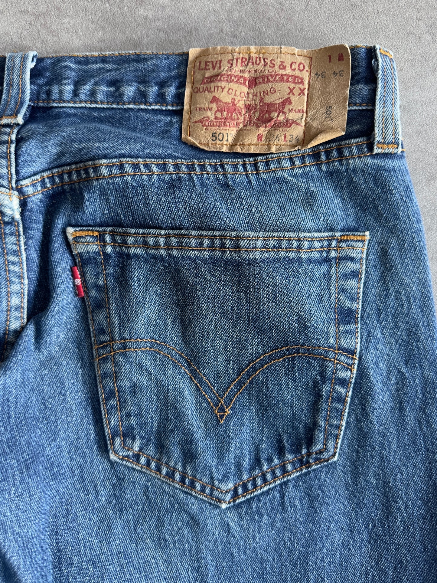 Pantalon Levi’s 501 Vintage 90s (42)