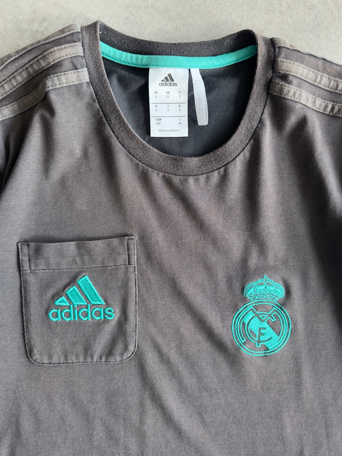 Camiseta Corta Adidas Real Madrid Negra 10s (S)