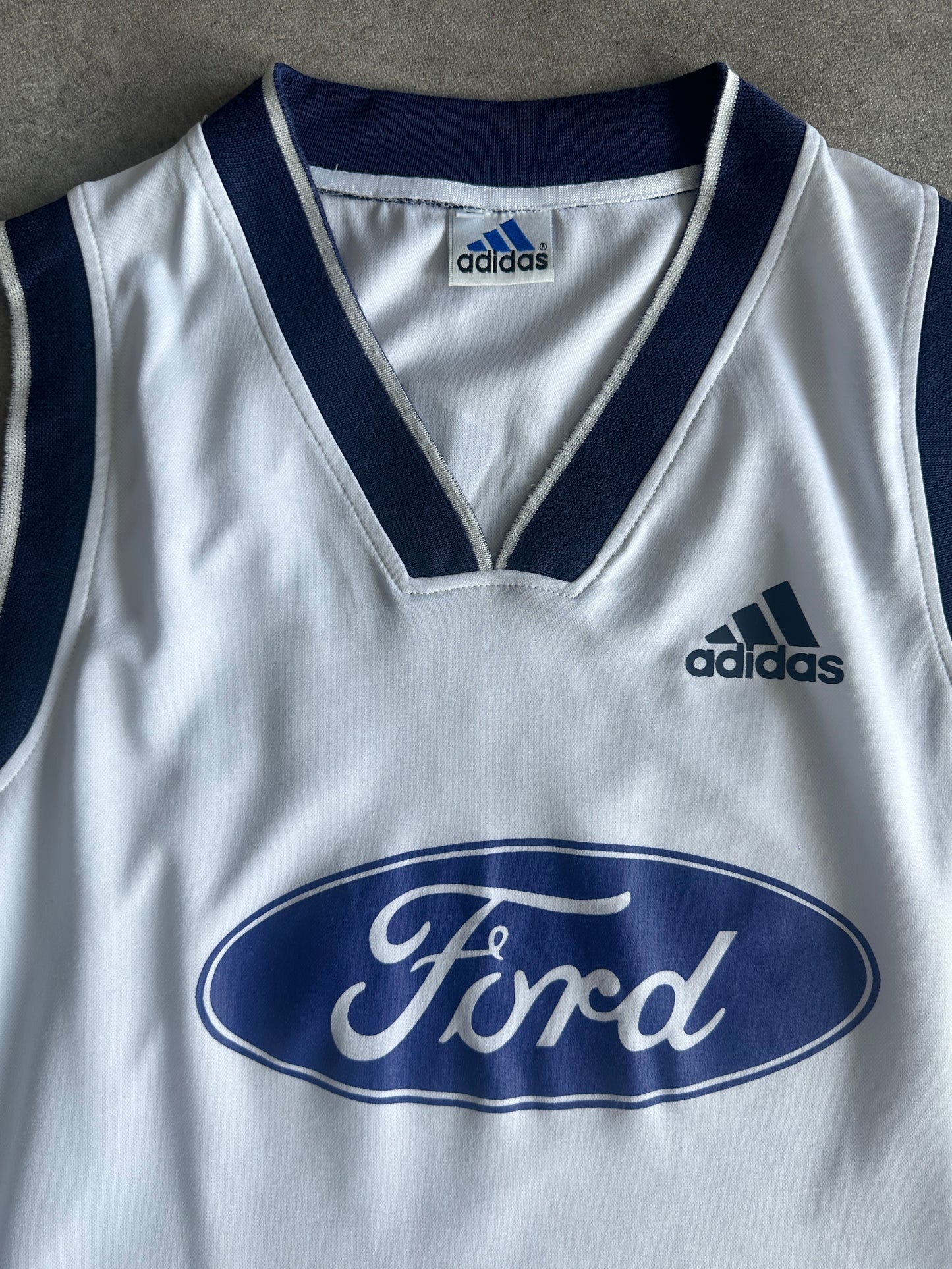 Adidas Kansas 00s T-Shirt (M)