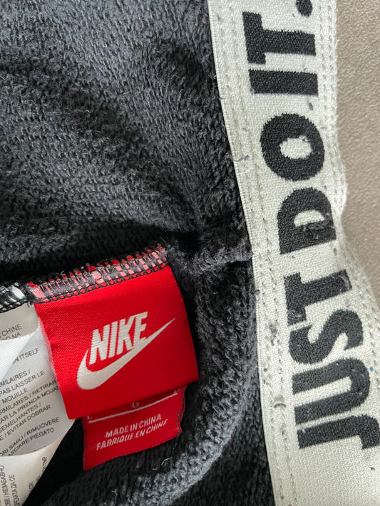 NIKE Old Money Club Vintage