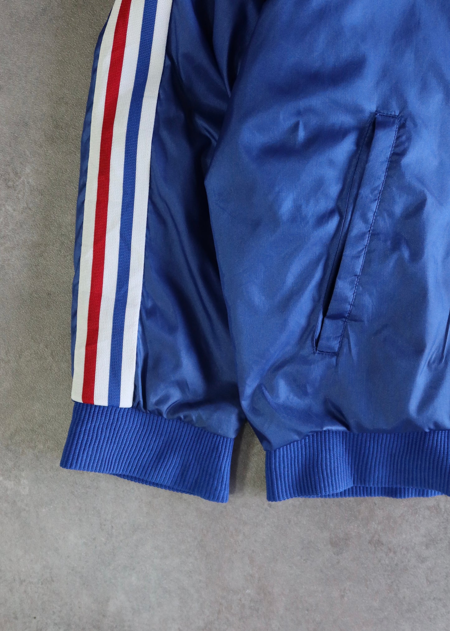 Bomber Adidas Vintage 90s (M/L)