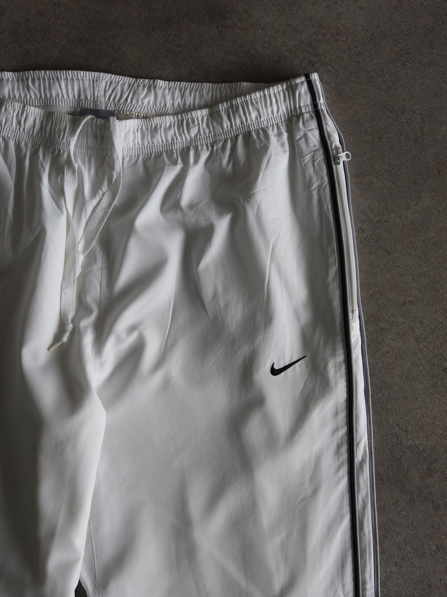 Pantalón Chandal Nike Blanco Vintage 00s (M)