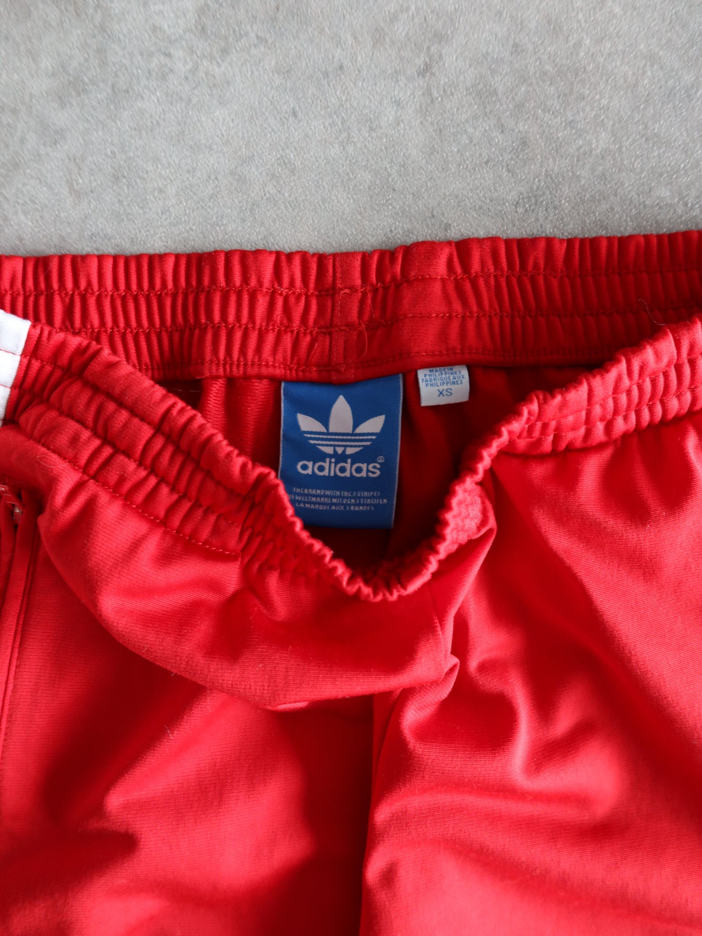 Red Adidas Tracksuit Pants Vintage 00s (XS)