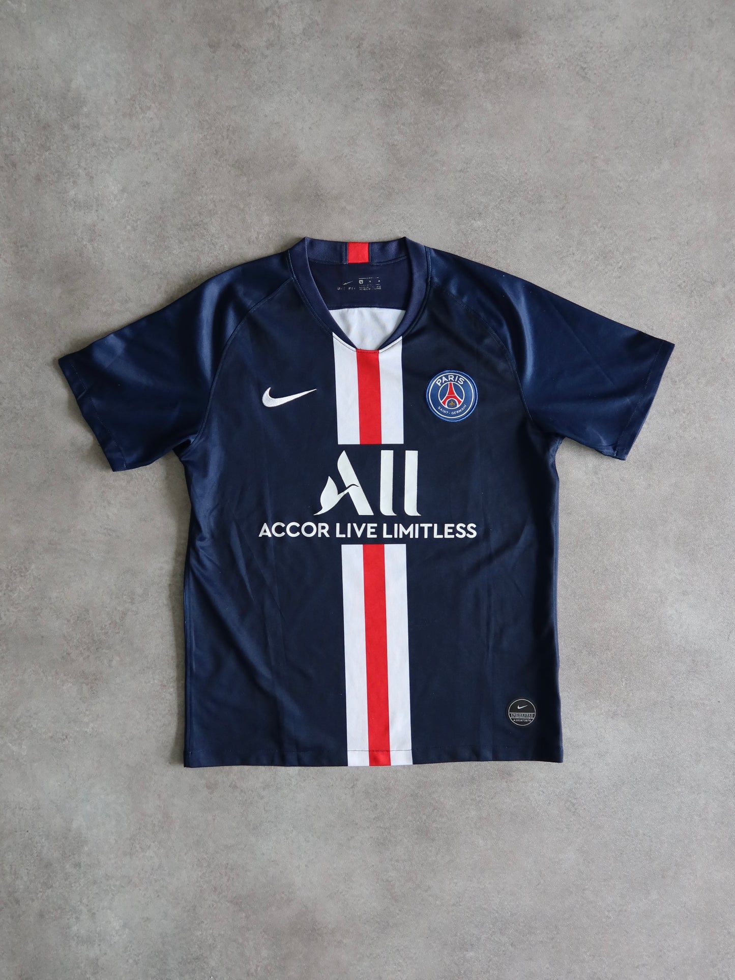 PSG 7 Mbappe 2019 Football Shirt (M)