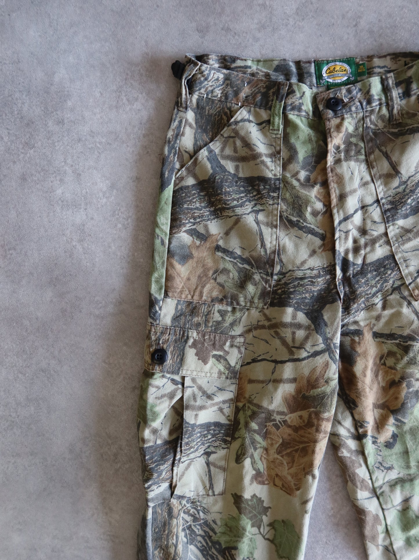 Pantalón Cabela's Realtree Camo Vintage Y2K (34)