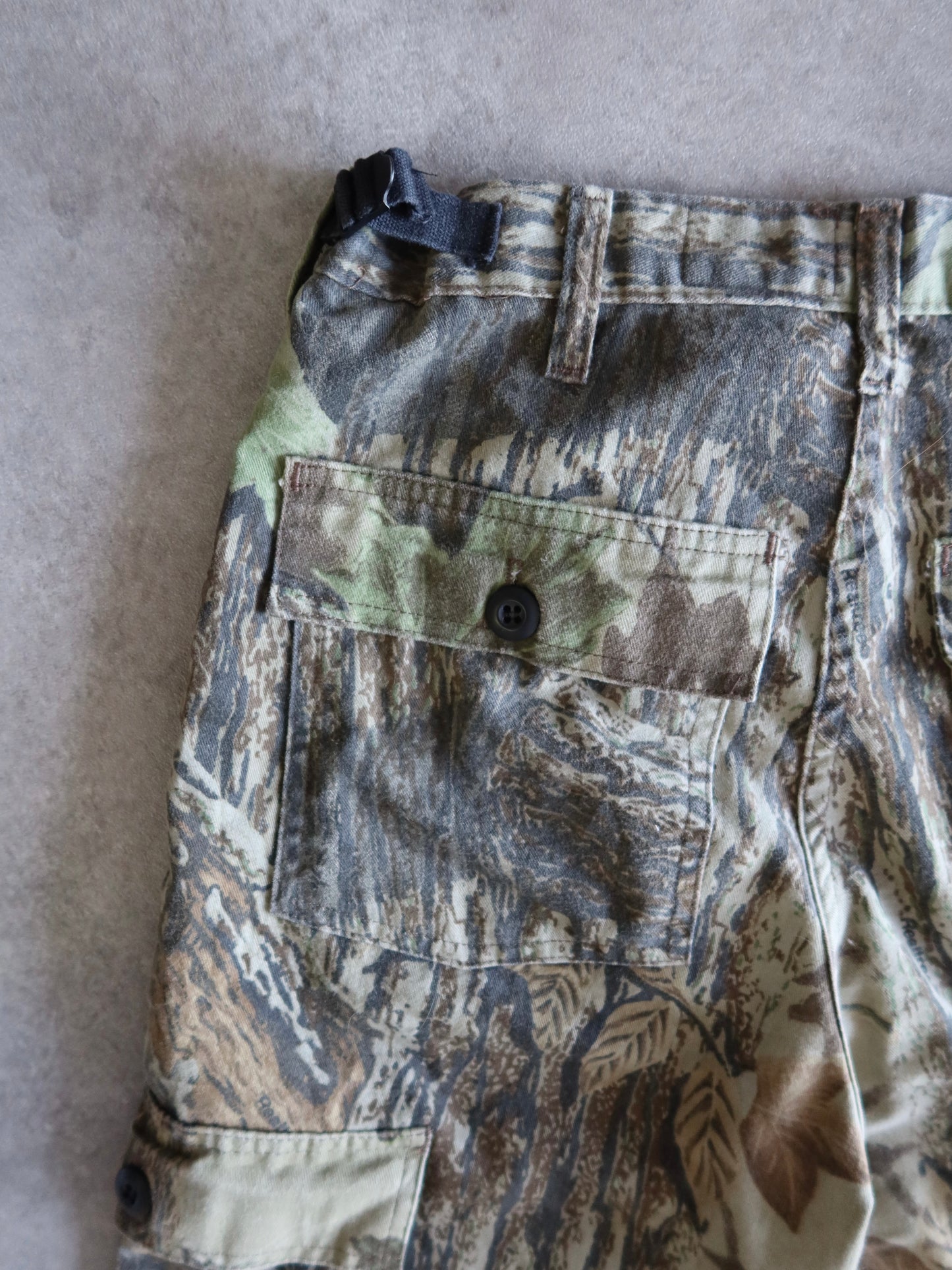 Pantalón Cabela's Realtree Camo Vintage Y2K (34)