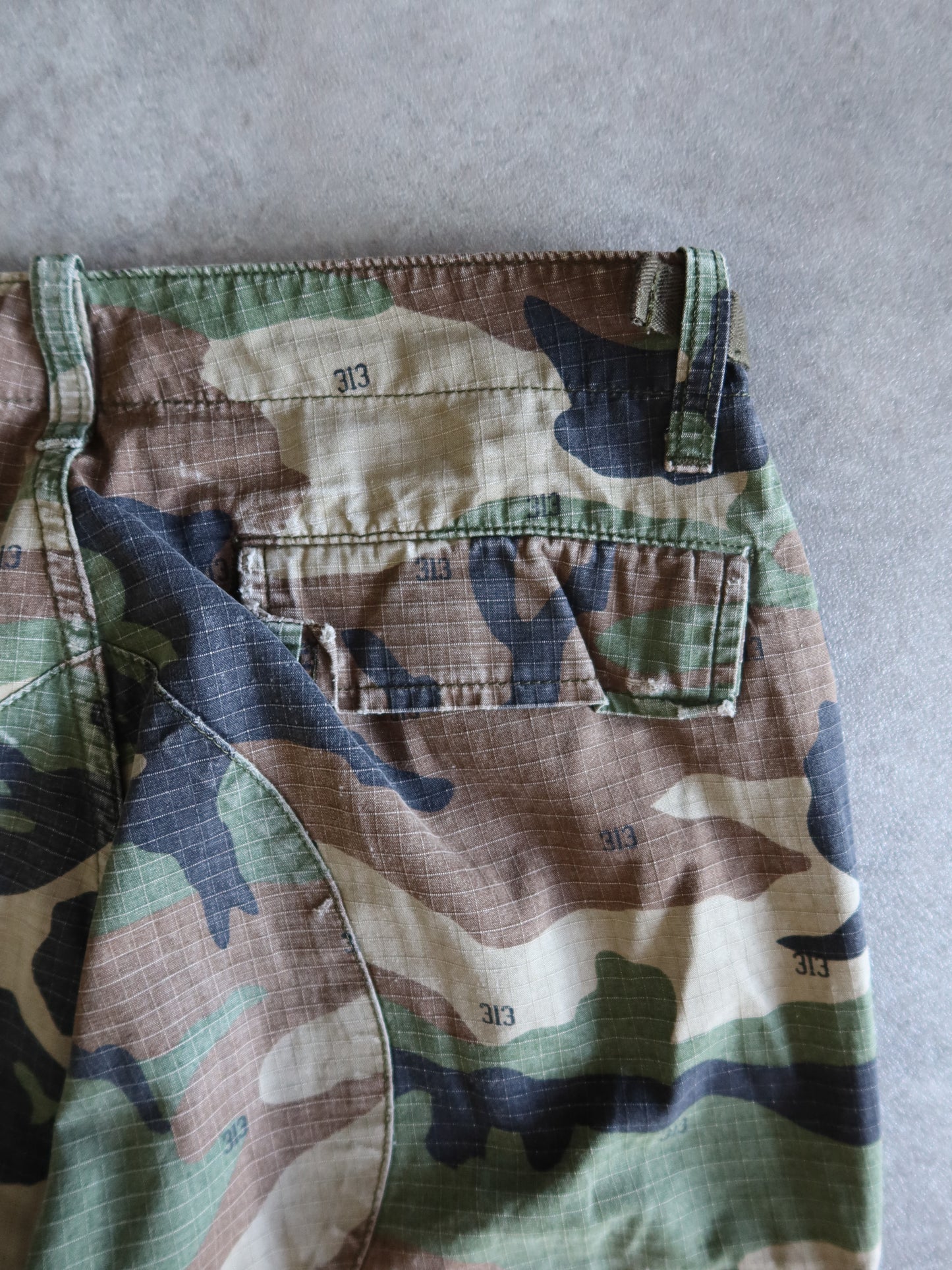 Pantalón Carhartt Aviation Camo Vintage 00s (38)