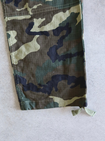 Pantalón Militar Cargo Camo Vintage 90s (38)