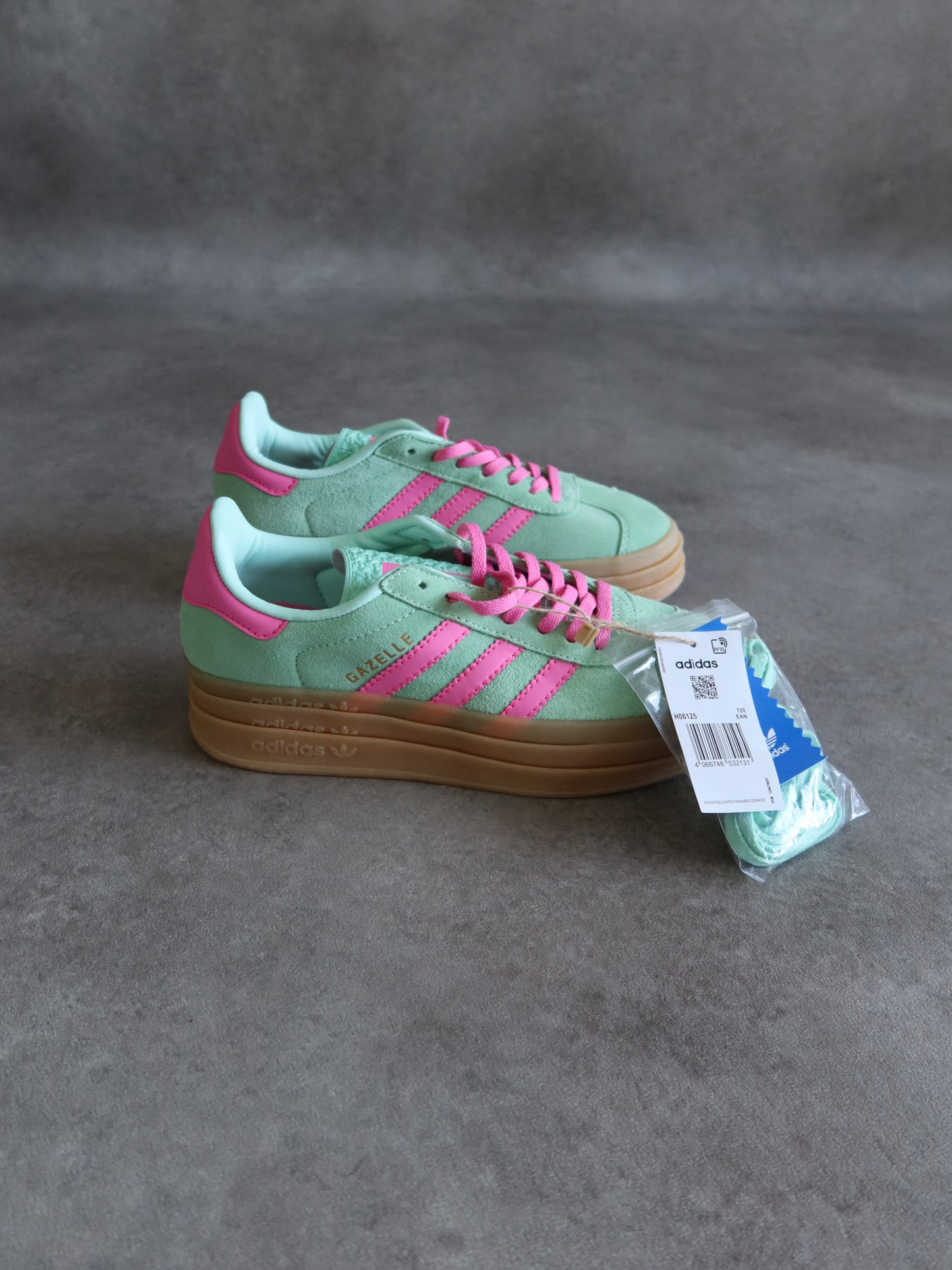 Gazelle Bold Pulse Mint Screaming Pink