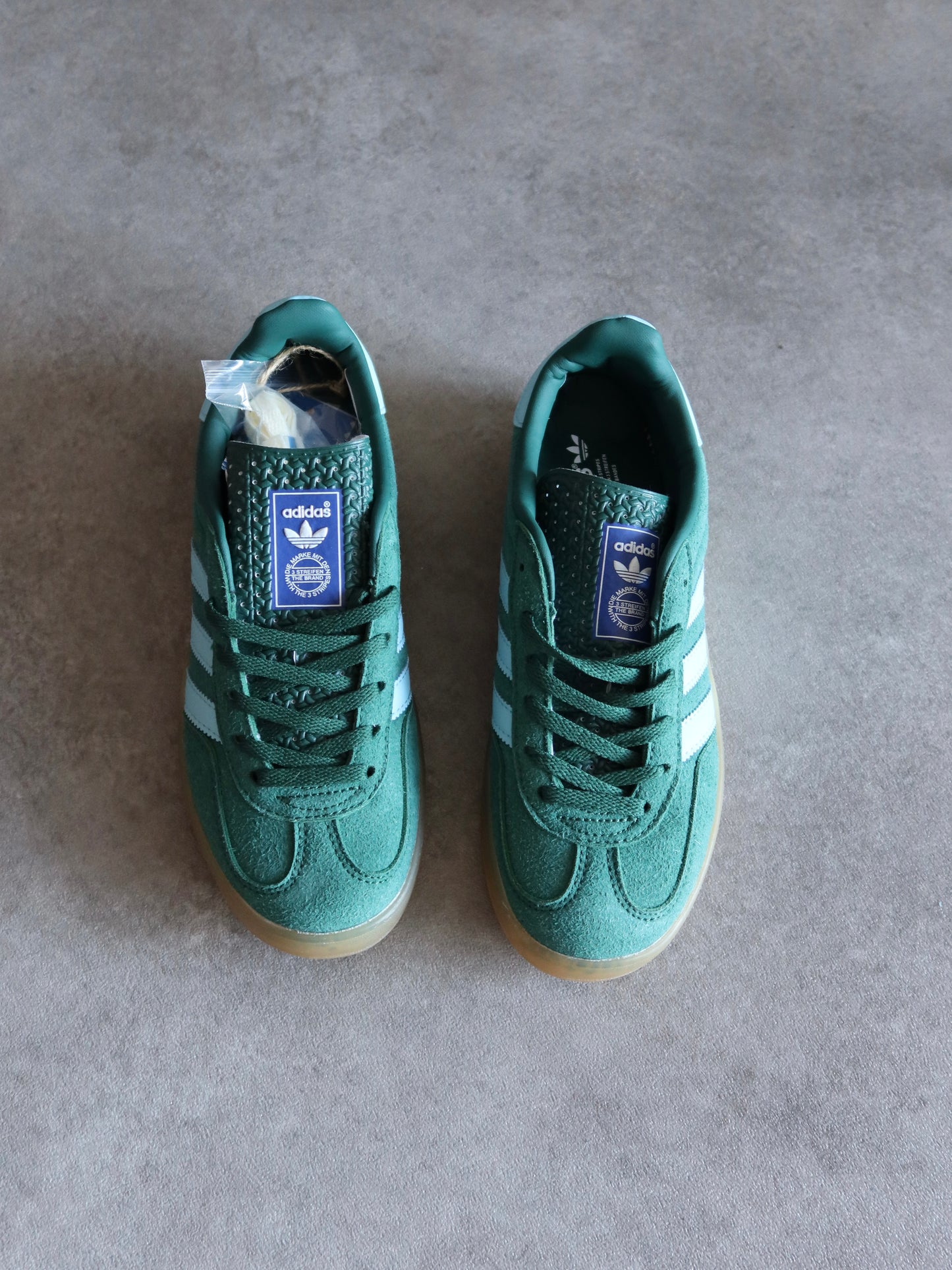 Gazelle Collegiate Green Hazy Sky