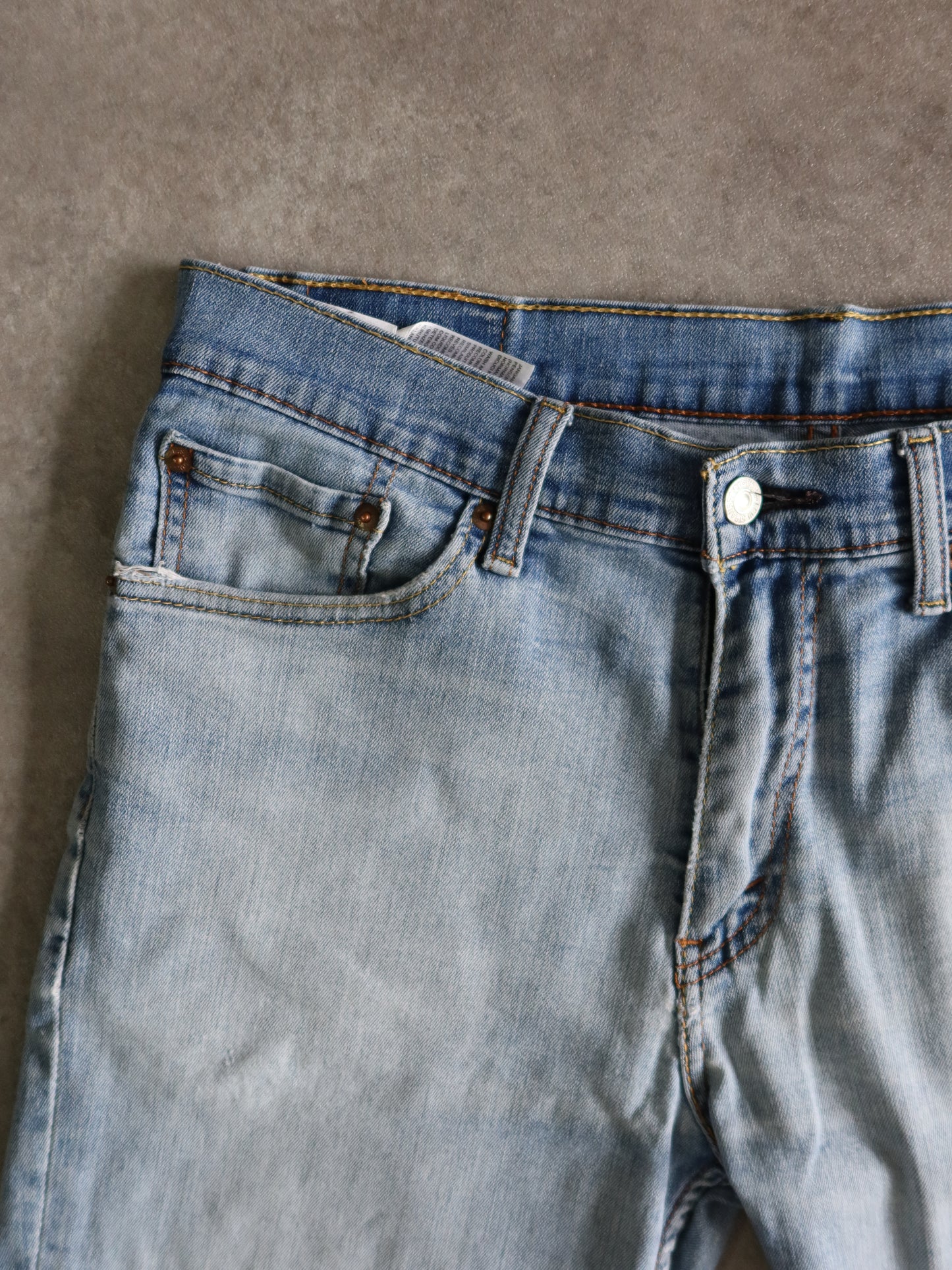 Pantalón Levis Corto Vintage (40)