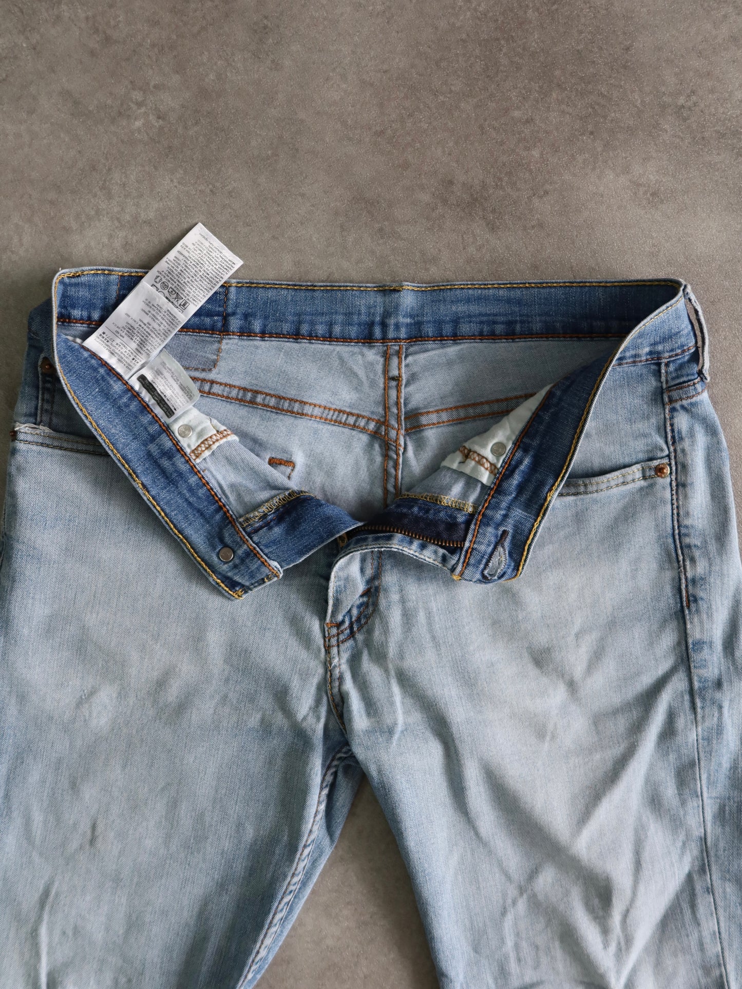 Pantalón Levis Corto Vintage (40)